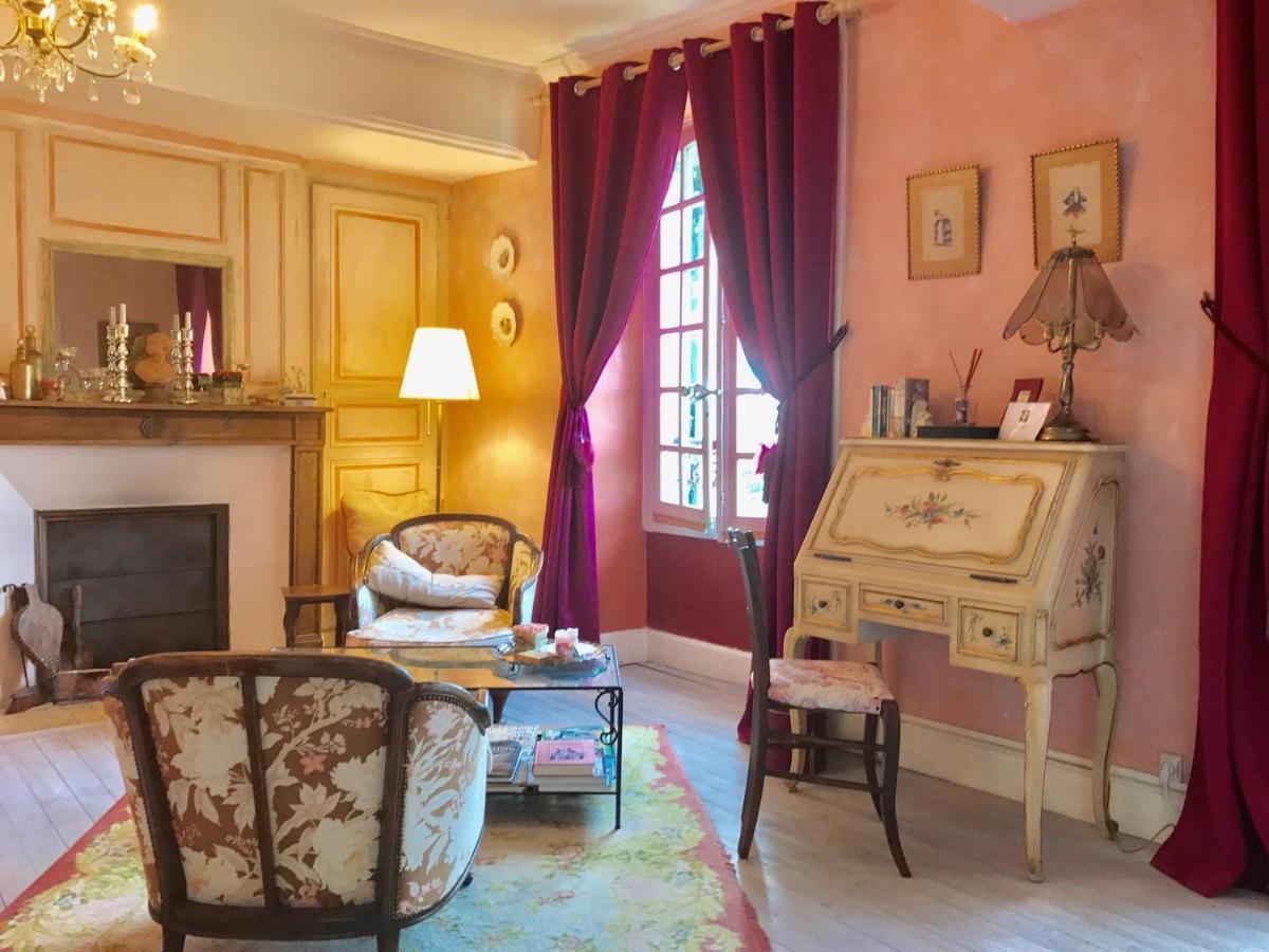 Maison Marthe B & B Saint-Sauveur-en-Puisaye Esterno foto