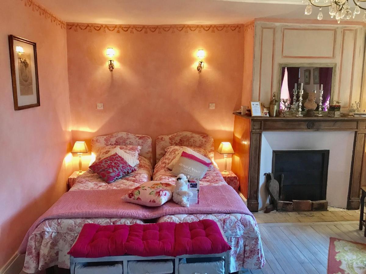 Maison Marthe B & B Saint-Sauveur-en-Puisaye Esterno foto