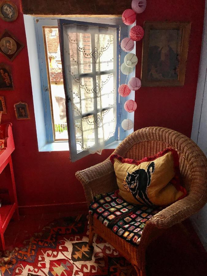 Maison Marthe B & B Saint-Sauveur-en-Puisaye Esterno foto